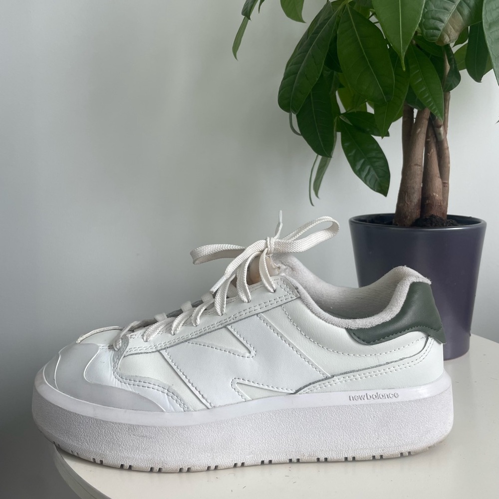 Women Size 9.5 New Balance CT302 White Olive Green Thick Sole Platform